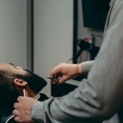 Ambiente da Barbearia Lumberjack, no Centro de Uberlândia